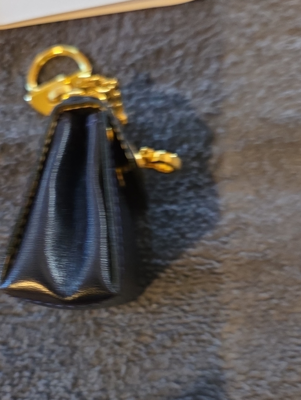 Vintage Salvatore Ferragamo Black Leather Mini Bag Keychain with Gold Hardware - Picture 5 of 6
